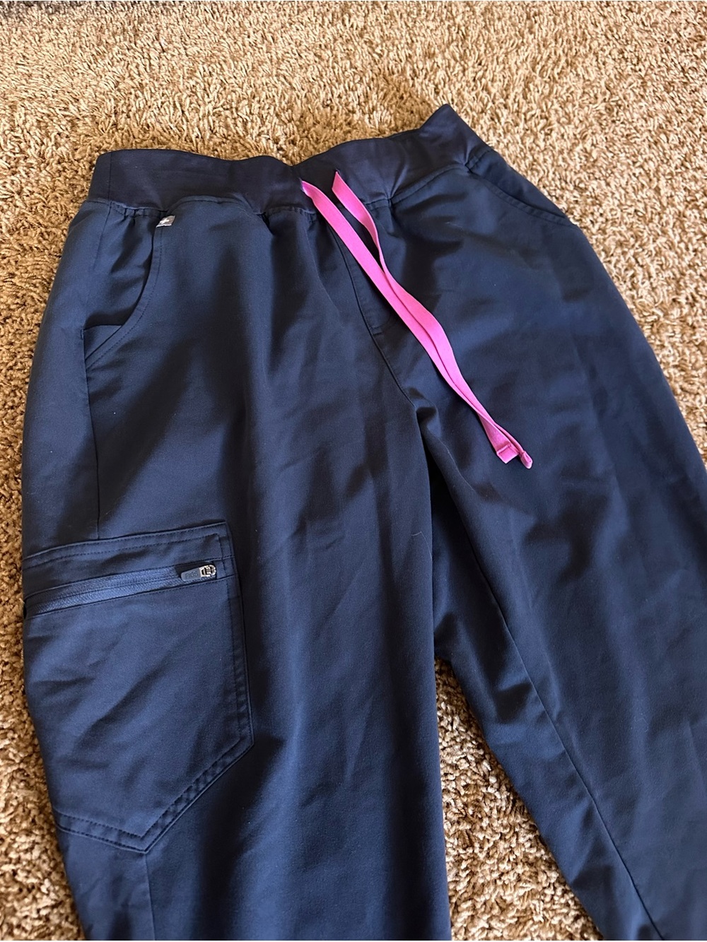 SOLD NA HTF Figs Night Sky Scrub Set S/M - Picture 6 of 14